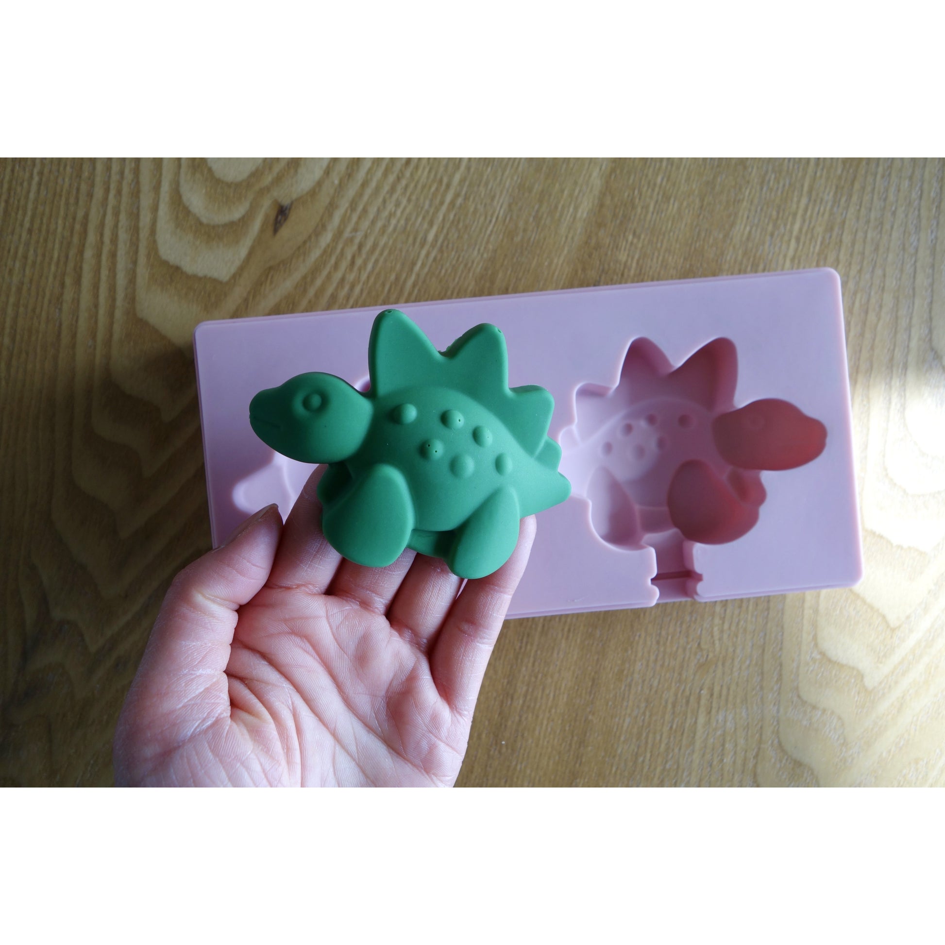 dinosaur cakesicle cake pop mold shapes yummy gummy molds
